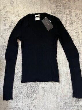 NWT Bottega Veneta Black V-Neck Knit Sweater Women's 44